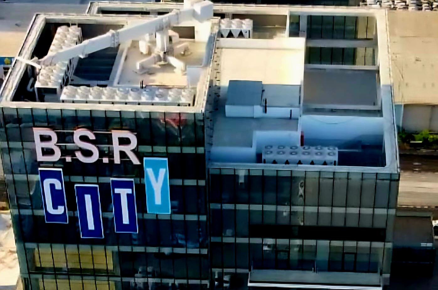 ניתוחים ותחזיות