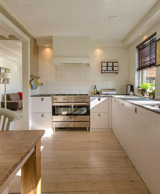 Cropped Faux leather Jacket